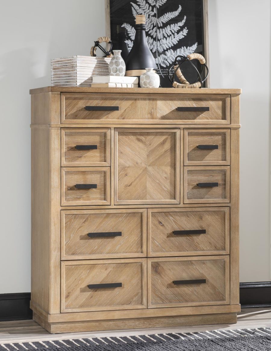 Leland Chest