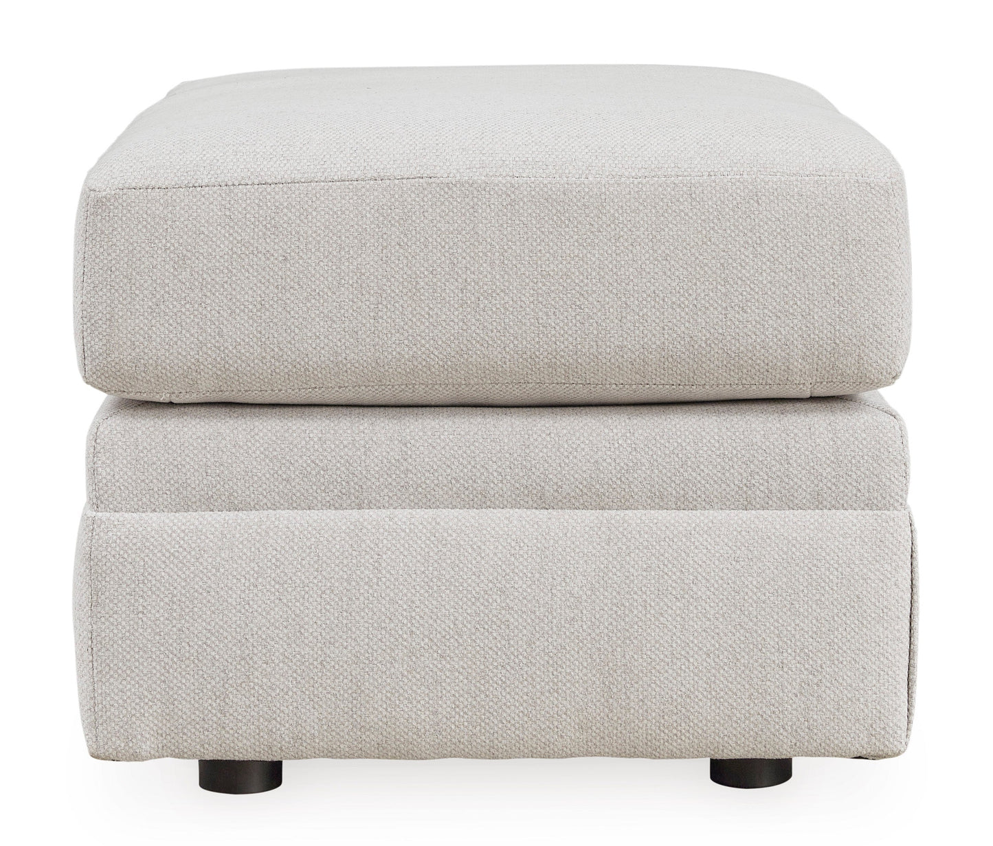 Maitelynn Ottoman