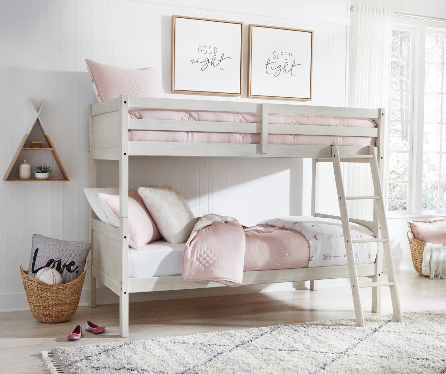 Robbinsdale Bunk Bed with Ladder