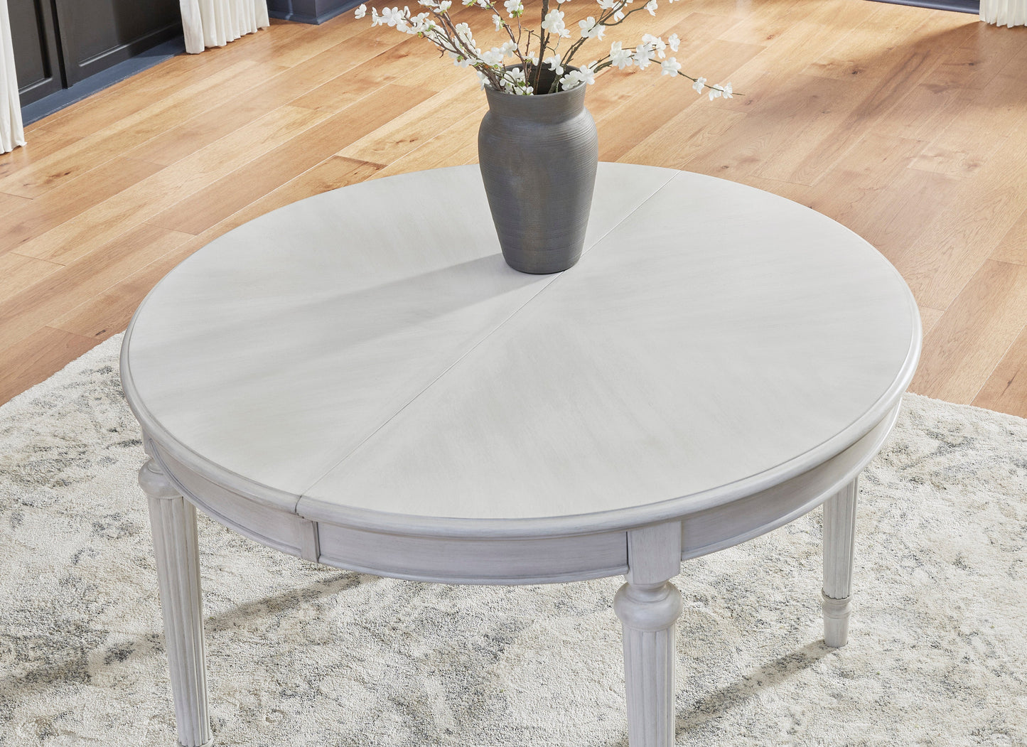 Montelaine Oval Extension Dining Table